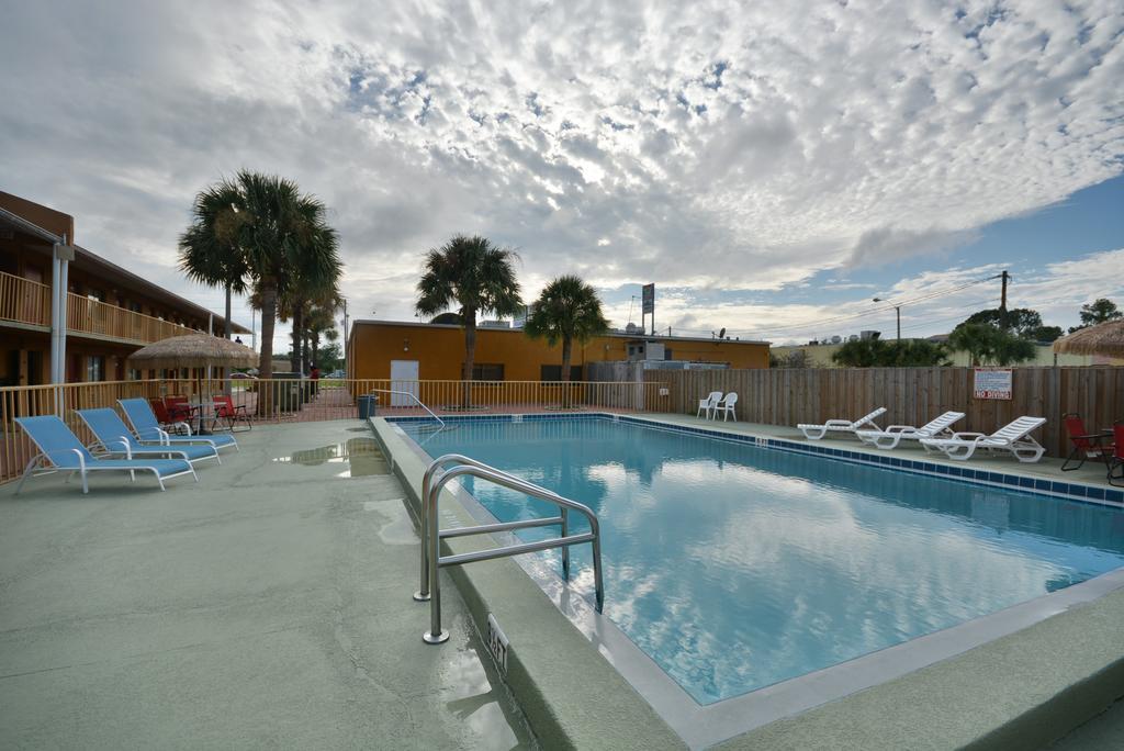 Country Hearth Inn- Kissimmee Kültér fotó