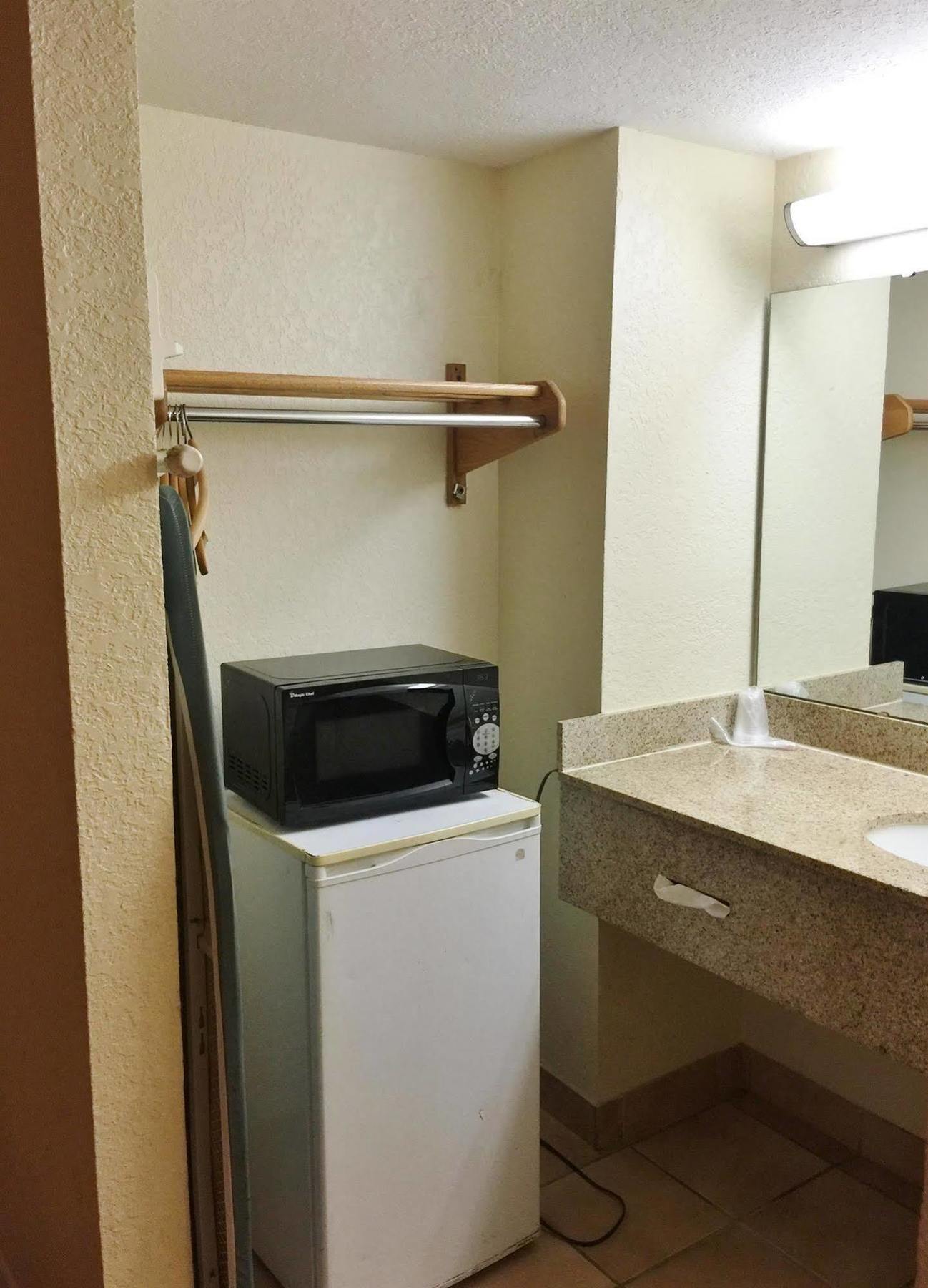 Country Hearth Inn- Kissimmee Kültér fotó