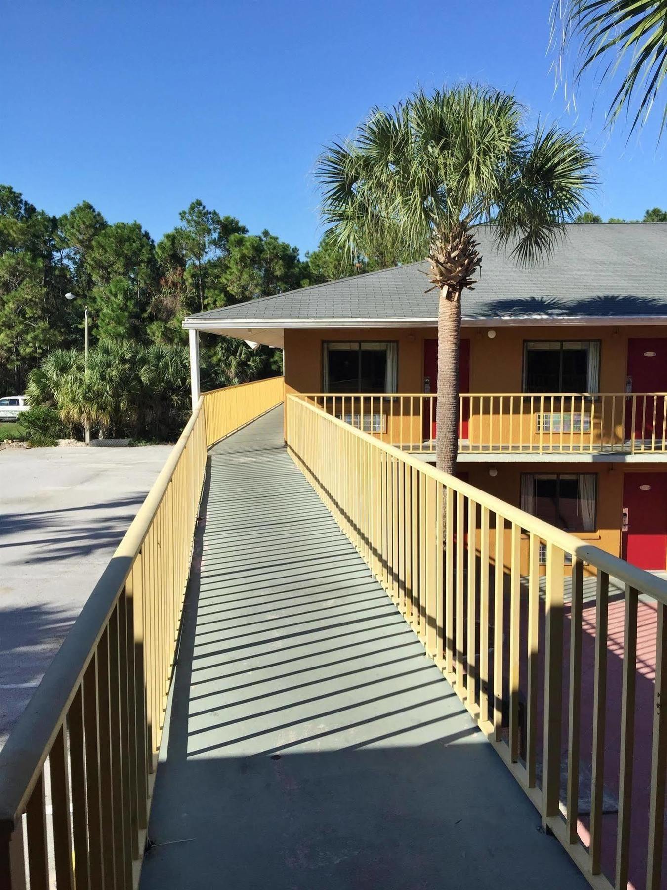 Country Hearth Inn- Kissimmee Kültér fotó